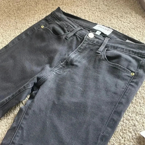 FRAME denim | Black 'Le Skinny High' Jeans in Film Noir - Picture 5 of 15